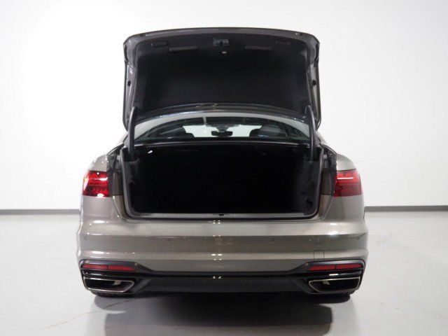 Used 2023 Audi A4 2.0T Prestige quattro S-Line w/ Prestige Package AWD/4WD image 43