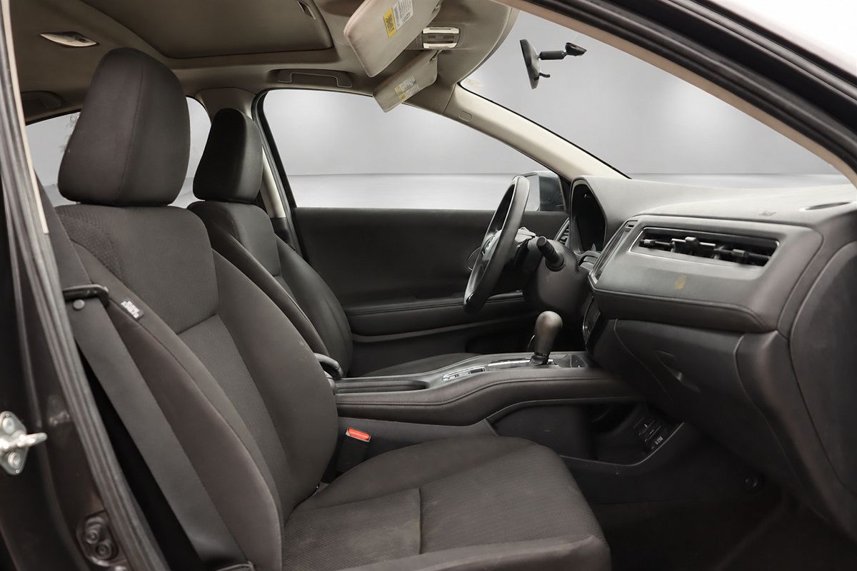 Used 2018 Honda HR-V EX image 21