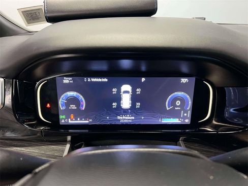 Used 2022 Jeep Wagoneer Series II w/ Premium Group I image 27