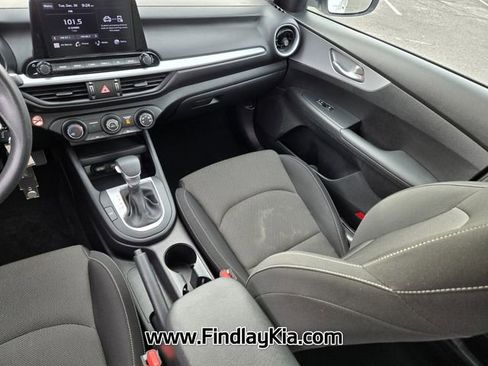 Certified 2023 Kia Forte LXS image 15