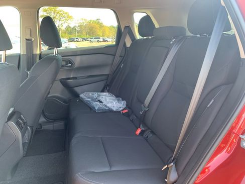 New 2026 Nissan Rogue S image 8