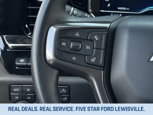 Used 2024 Chevrolet Silverado 2500 ZR2 w/ Technology Package image 12