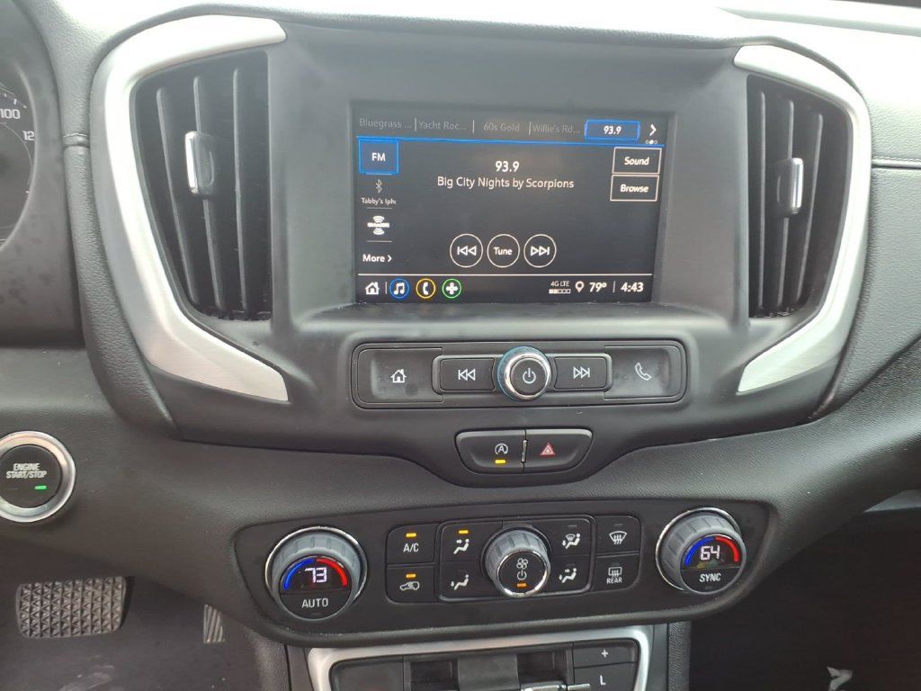 Used 2024 GMC Terrain SLE w/ Driver Convenience Package FWD image 9