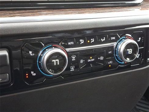 New 2025 GMC Sierra 1500 Elevation image 13