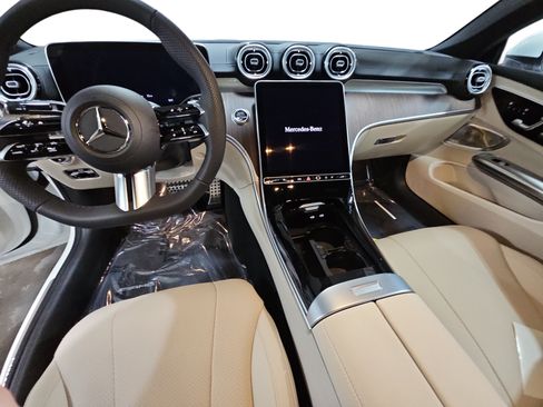 Used 2026 Mercedes-Benz CLE 300 4MATIC Coupe image 10