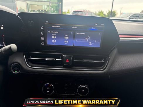 Used 2026 Chevrolet TrailBlazer RS w/ Convenience Package FWD image 17
