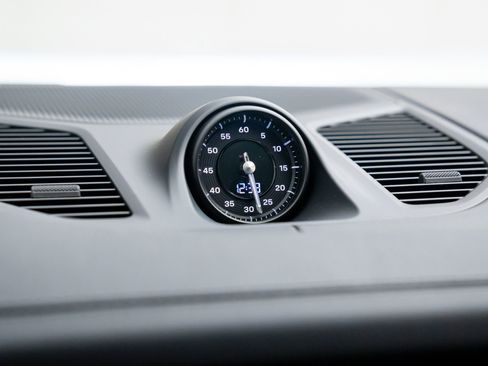 New 2026 Porsche Cayenne S image 26