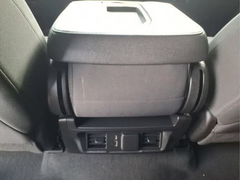 Used 2023 Chevrolet Silverado 1500 LT RWD image 17
