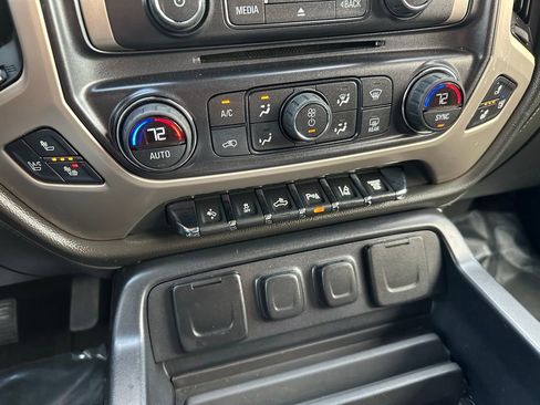 Used 2015 GMC Sierra 3500 Denali w/ Duramax Plus Package image 25