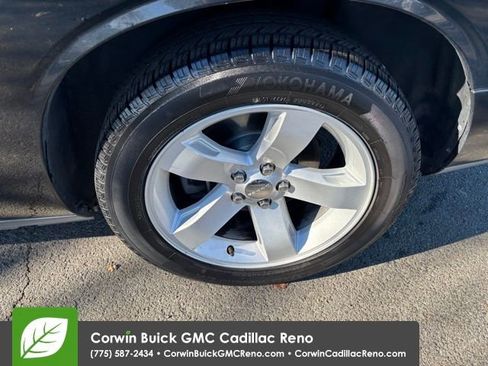 Used 2014 Dodge Challenger R/T image 23