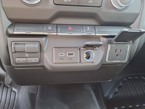 New 2025 GMC Sierra 2500 Pro w/ Convenience Package image 17