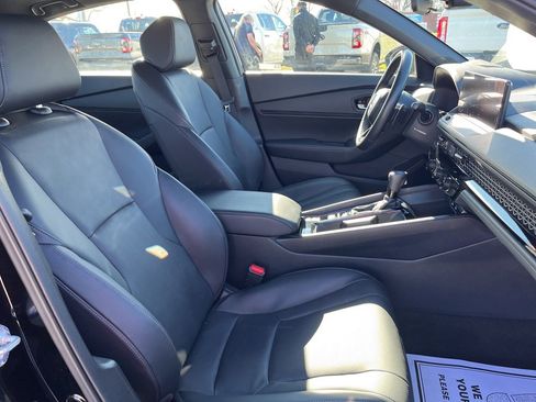 Used 2025 Honda Accord Sport image 15