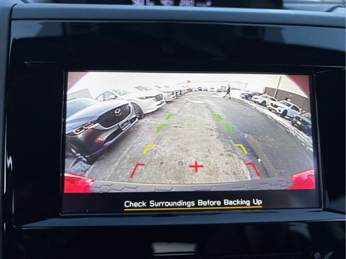 Used 2023 Subaru Crosstrek 2.0i Premium image 12