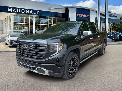 Used 2022 GMC Sierra 1500 Denali Ultimate image 1