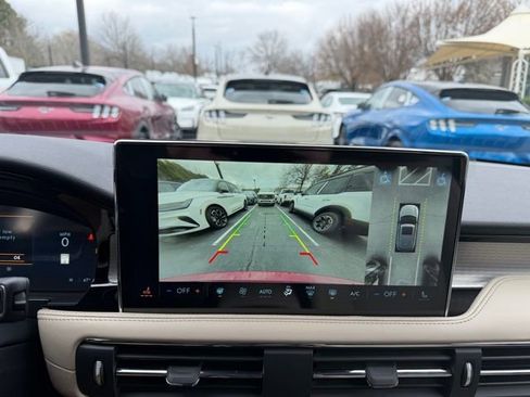 New 2026 Lincoln Corsair Premiere image 16