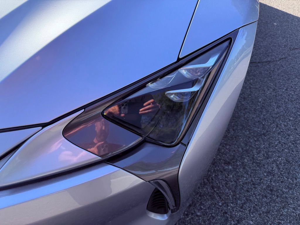 Used 2018 Lexus LC 500 Coupe w/ Performance Package RWD image 14