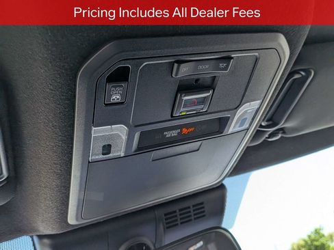 Certified 2025 Toyota 4Runner SR5 AWD/4WD image 22