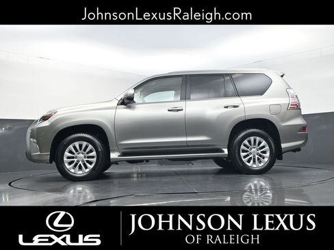 Used 2023 Lexus GX 460 Premium w/ Premium Plus Package AWD/4WD image 22