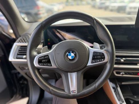 Certified 2025 BMW X5 xDrive40i w/ M Sport Package AWD/4WD image 13