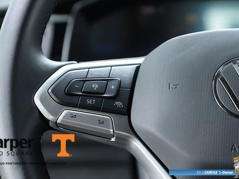Used 2025 Volkswagen Jetta Sport FWD image 57