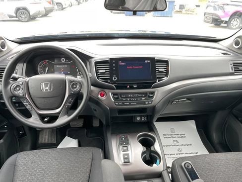 Used 2023 Honda Ridgeline Sport image 22