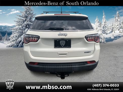 Used 2018 Jeep Compass Latitude w/ Popular Equipment Group FWD image 16