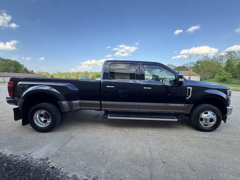 Used 2022 Ford F350 King Ranch w/ Chrome Package AWD/4WD image 9