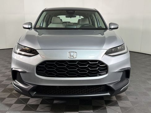 Used 2025 Honda HR-V LX image 5