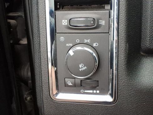 Used 2016 RAM 3500 Laramie AWD/4WD image 11