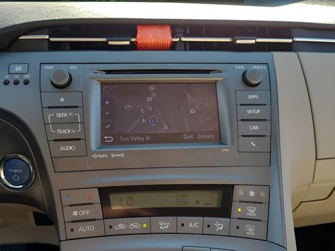 Used 2013 Toyota Prius Three image 17