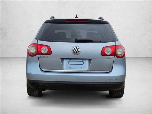 Used 2007 Volkswagen Passat 2.0T FWD image 6