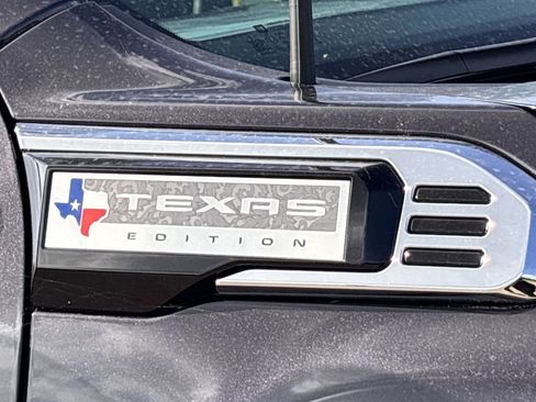 New 2026 GMC Sierra 2500 SLT w/ Texas SLT Premium Package AWD/4WD image 5