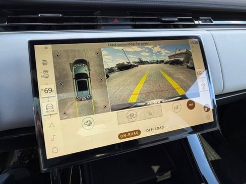 New 2026 Land Rover Range Rover Sport SE image 17