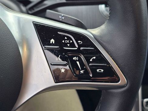 Used 2025 Mercedes-Benz C 300 4MATIC Sedan image 37