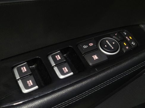 Used 2017 Kia Sorento SX image 27