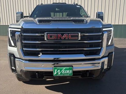 New 2026 GMC Sierra 2500 SLT w/ SLT Premium Package image 8