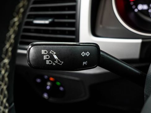 Used 2021 Volkswagen Atlas SE FWD image 37