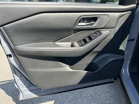 New 2026 Nissan Rogue SV FWD image 16