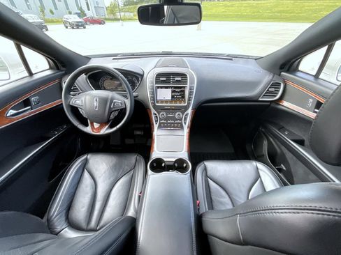 Used 2018 Lincoln MKX Reserve w/ Driver Assistance Package AWD/4WD image 15