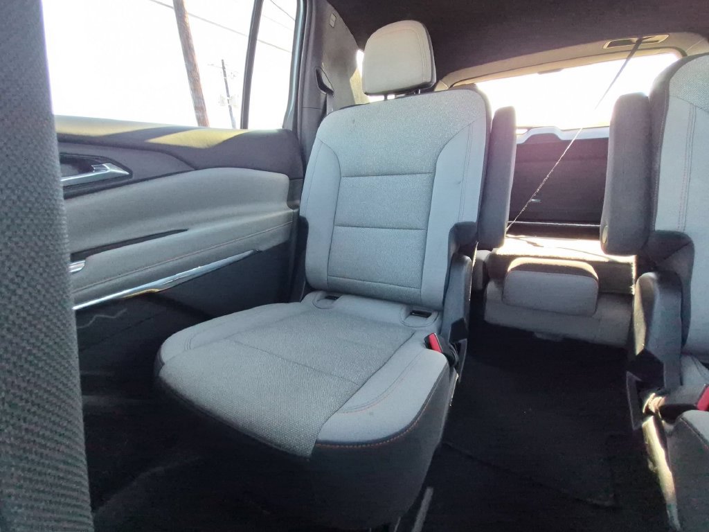 Certified 2026 Chevrolet Traverse LT w/ Driver Confidence Package FWD image 4