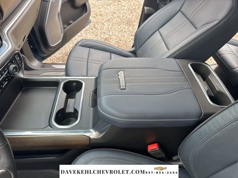 Used 2024 Chevrolet Silverado 3500 High Country w/ High Country Premium Package image 19