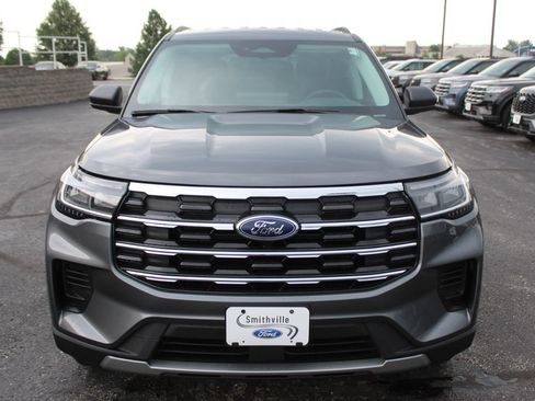 New 2026 Ford Explorer Active AWD/4WD image 9