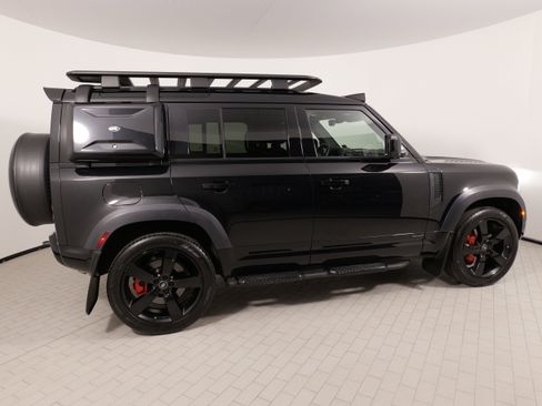 Used 2023 Land Rover Defender 110 X AWD/4WD image 14