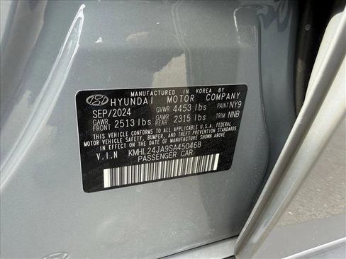 Certified 2025 Hyundai Sonata SE FWD image 29