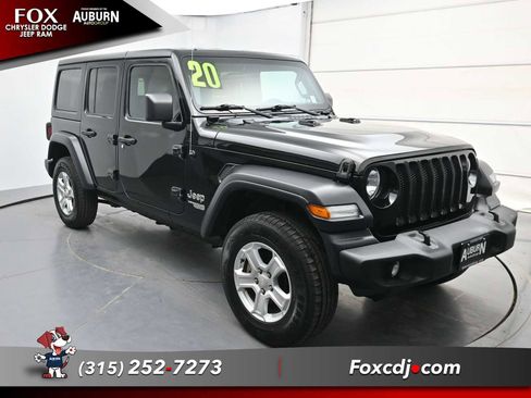 Used 2020 Jeep Wrangler Unlimited Sport S AWD/4WD image 2