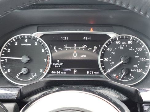 Used 2024 Nissan Pathfinder SL image 13