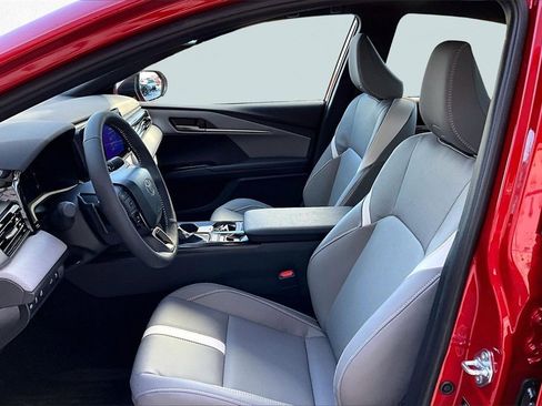 New 2026 Toyota Camry SE w/ Convenience Package image 18