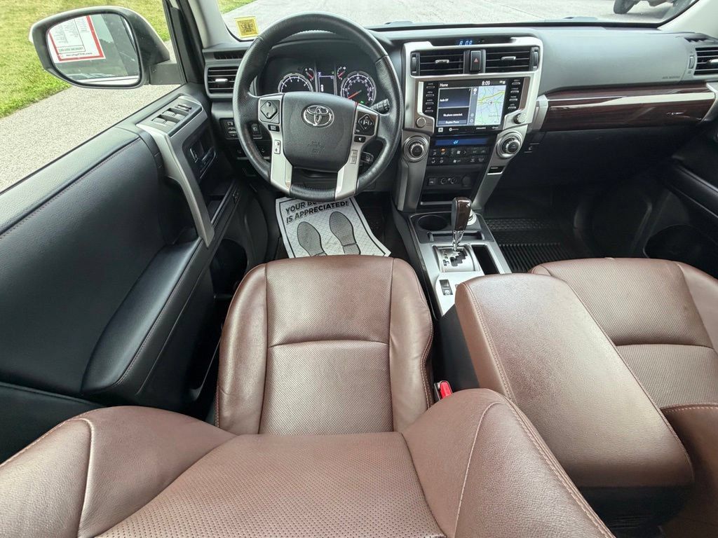 Used 2023 Toyota 4Runner Limited AWD/4WD image 10