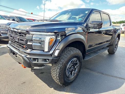Used 2025 Ford F150 Raptor w/ Equipment Group 803A Raptor R AWD/4WD image 2