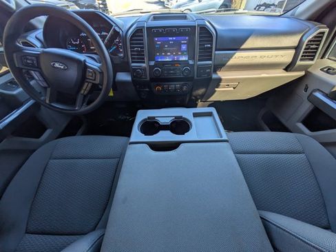 Used 2022 Ford F350 XLT w/ Black Appearance Package image 13